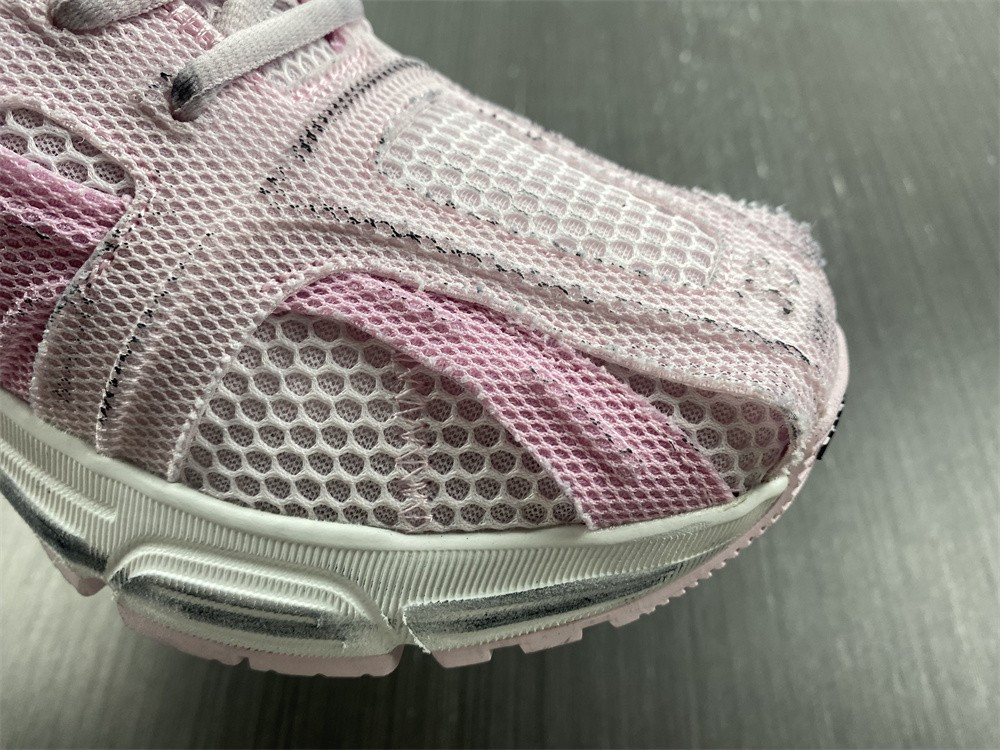Ba*len*cia*ga phantom sneaker