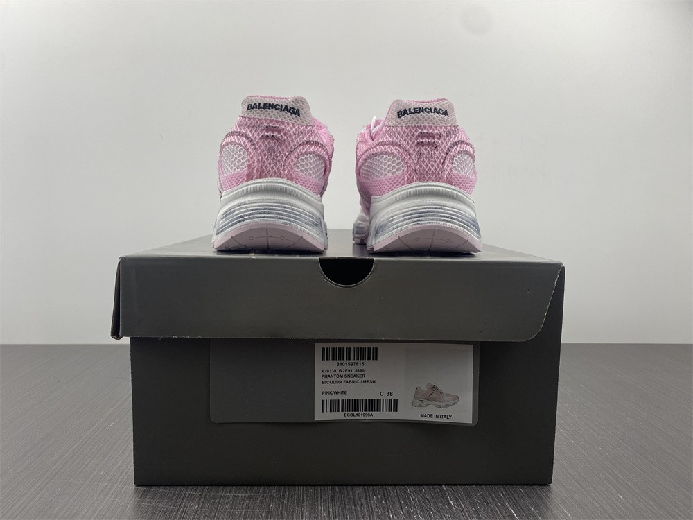 Ba*len*cia*ga phantom sneaker