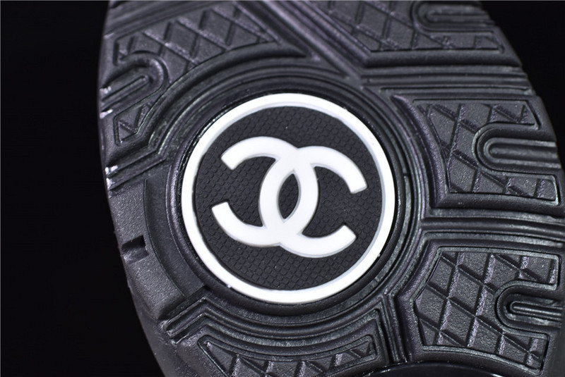 CHA_NEL SNEAKERS