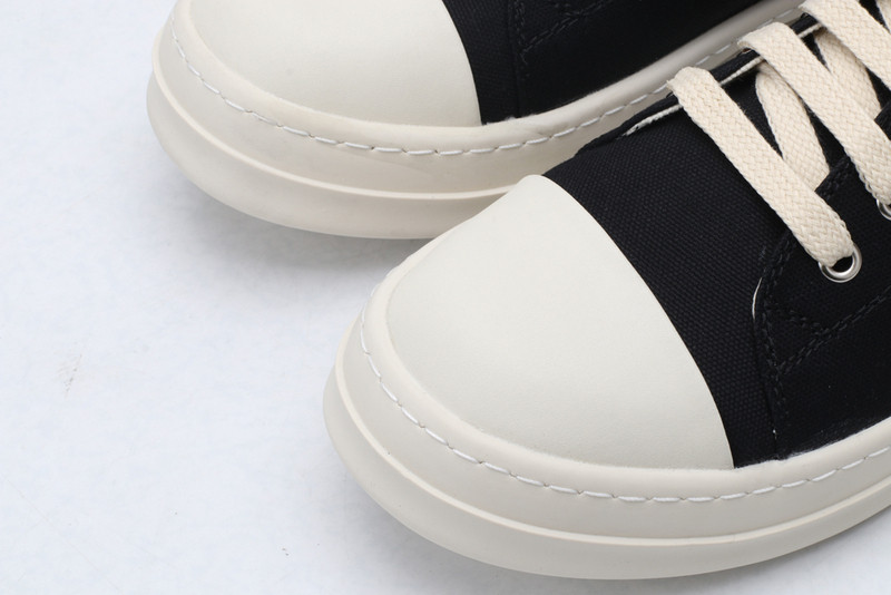 RICK 0WENS SNEAKERS