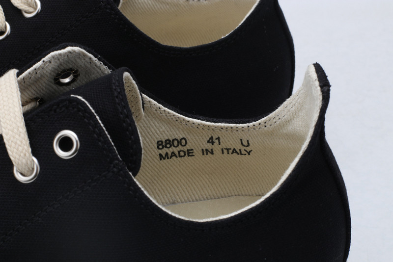 RICK 0WENS SNEAKERS