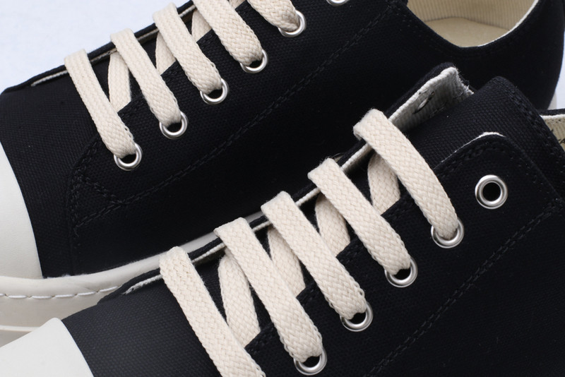 RICK 0WENS SNEAKERS