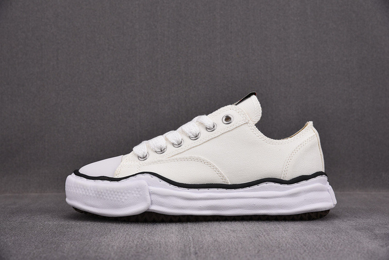 MAISON MIHARA SNEAKERS