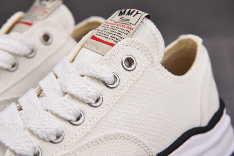 MAISON MIHARA SNEAKERS