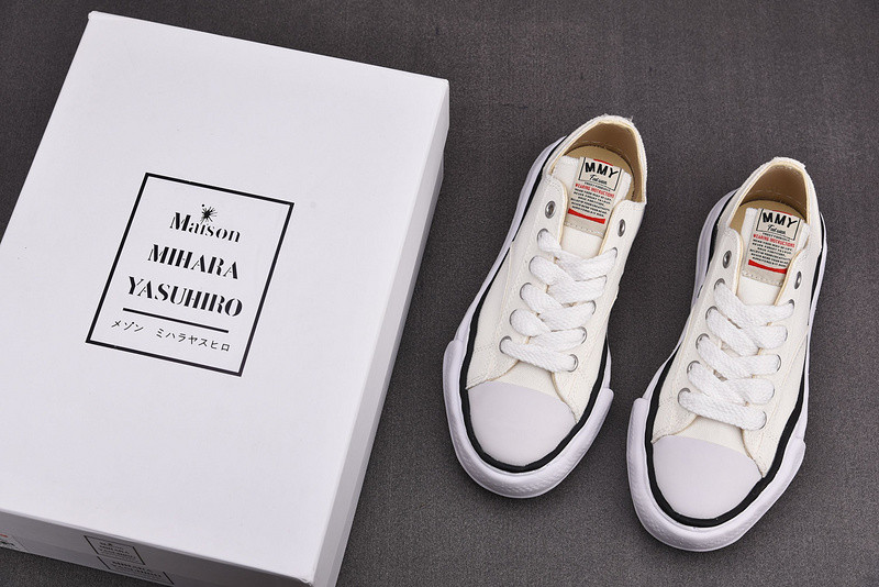 MAISON MIHARA SNEAKERS