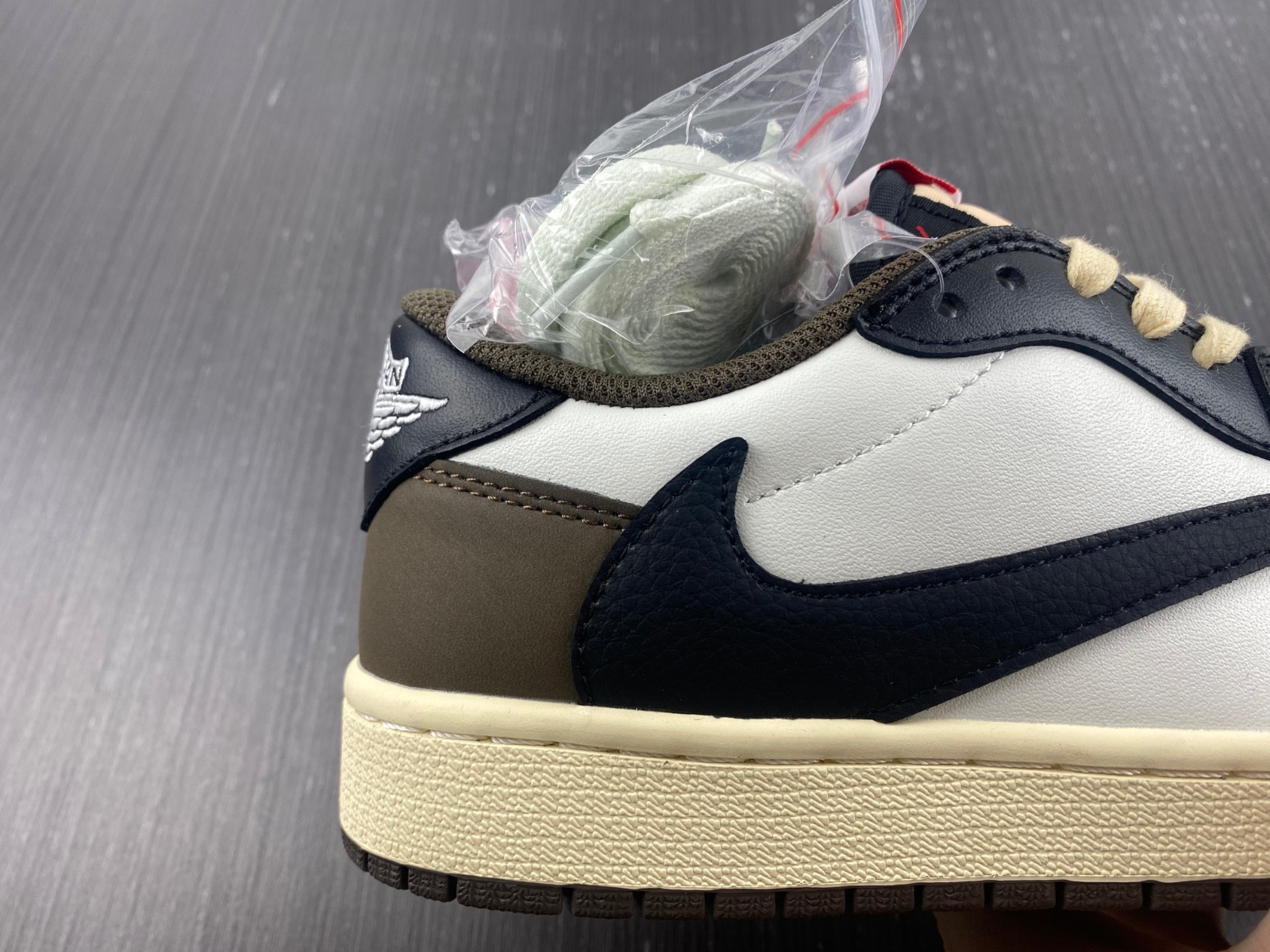 Travis Scott x Air Jordan 1 Low Dark Mocha Black CQ4277-105