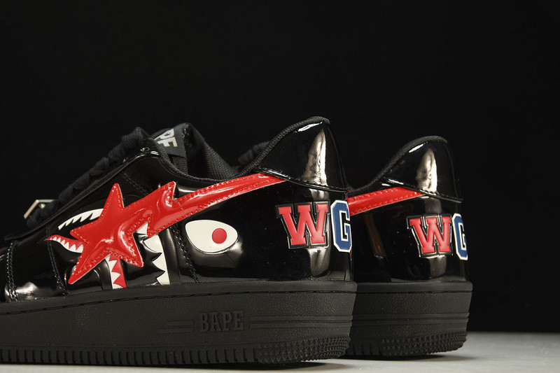 BAPE SNEAKERS