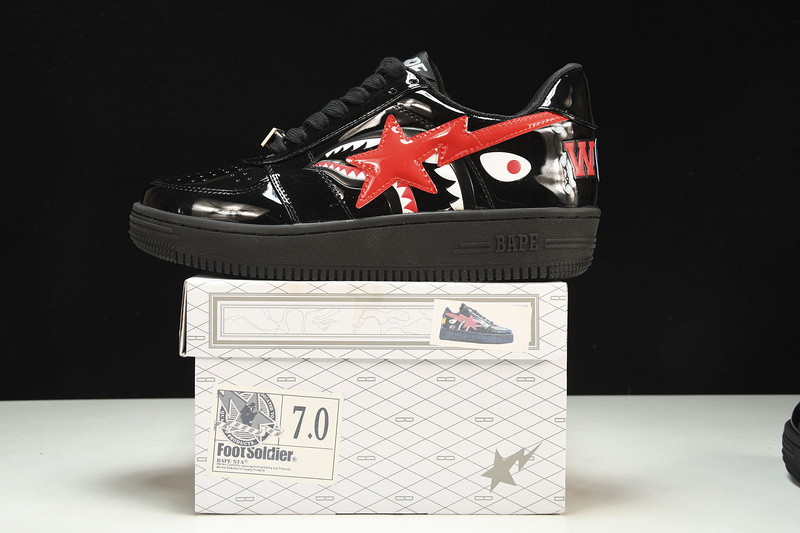 BAPE SNEAKERS