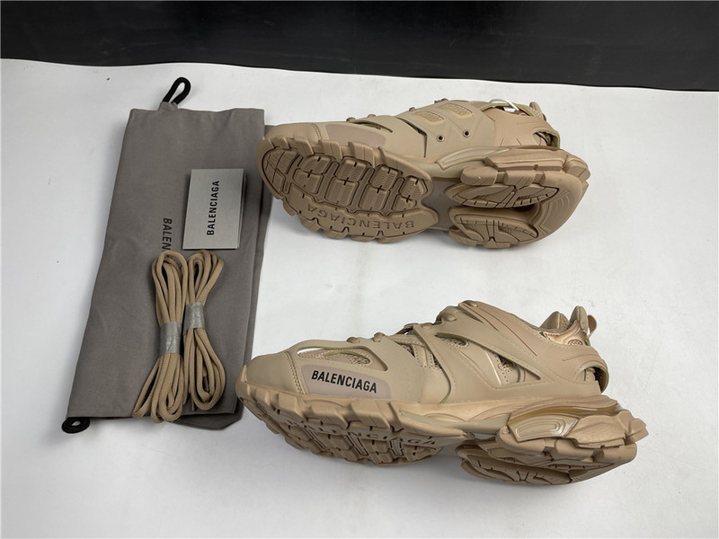 Ba*len*cia*ga track trainer 542023-w1gb1-2156