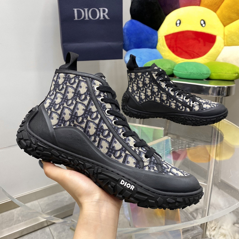 DR B28 SNEAKER