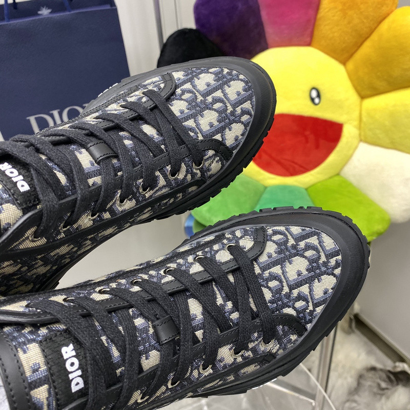 DR B28 SNEAKER