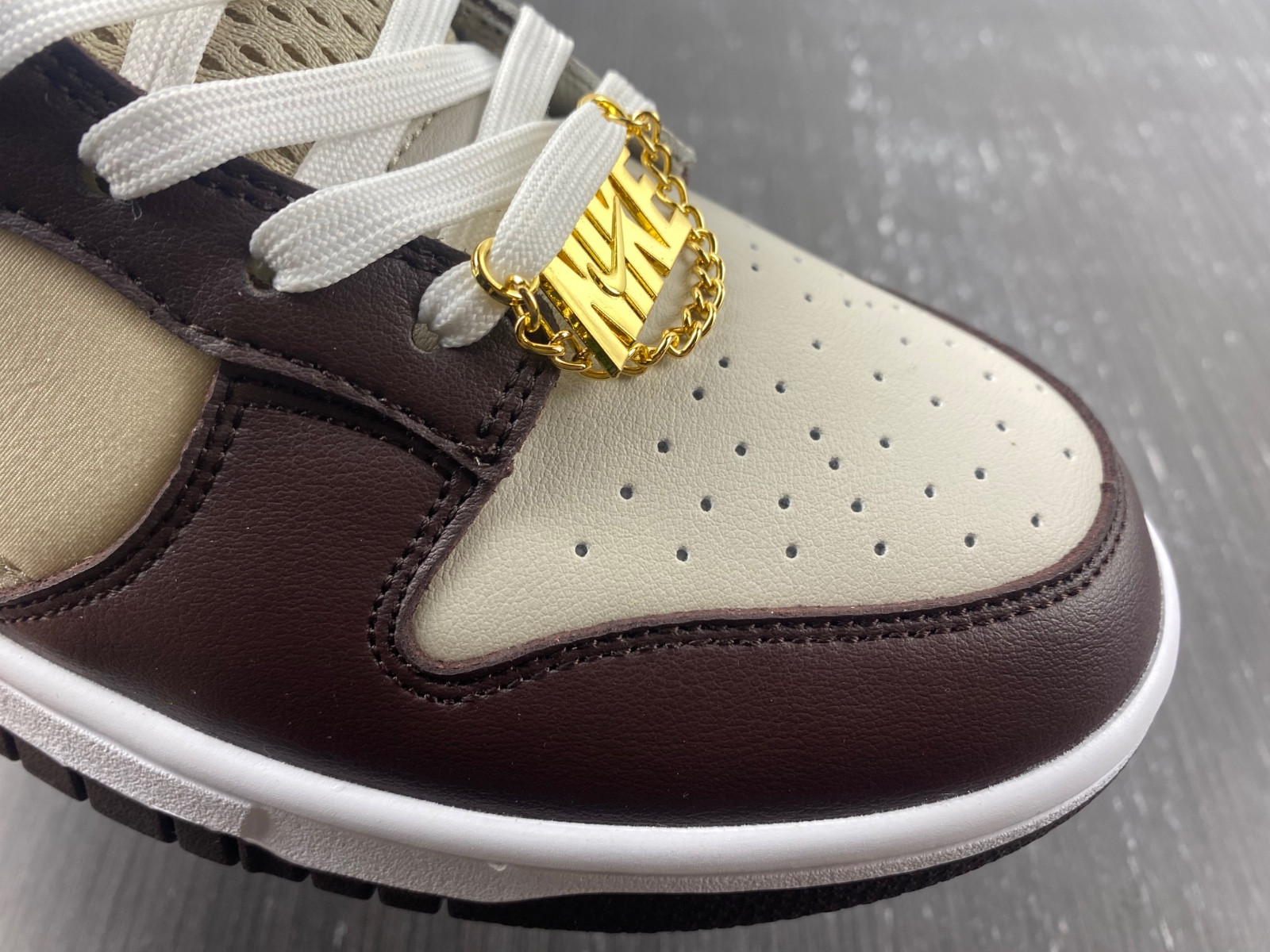 Nike Dunk Low Brown Basalt (W) DX6060-111