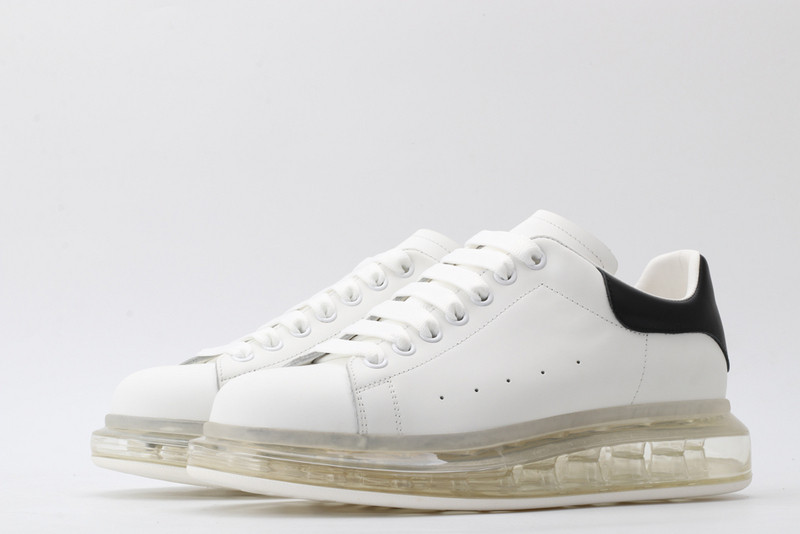 ALEXANDER MCQUEEN SNEAKER