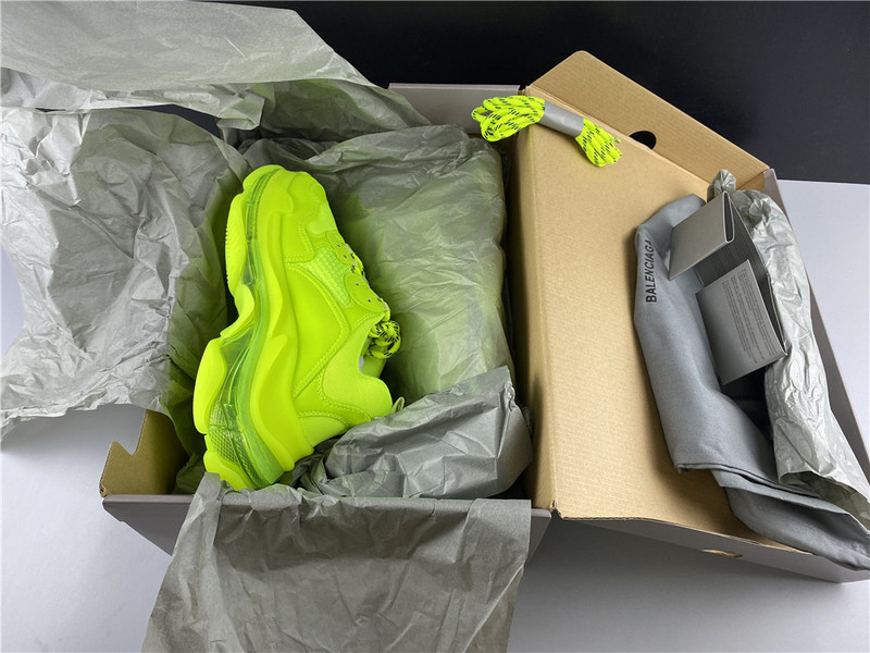 Ba*len*cia*ga triple s trainers clear sole flourescent green 541624 w2ff1 3720