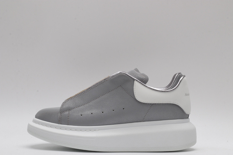 ALEXANDER MCQUEEN SNEAKER
