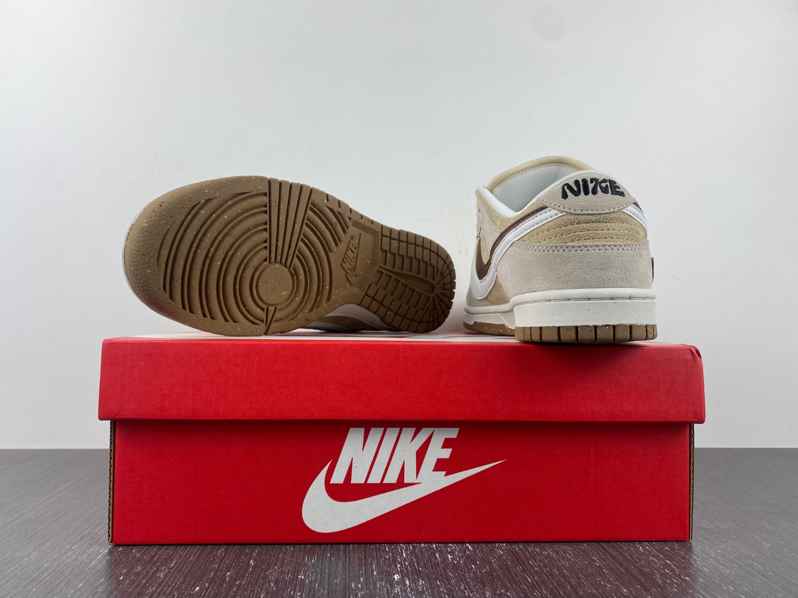 Nike Dunk Low 85 DO9457-100