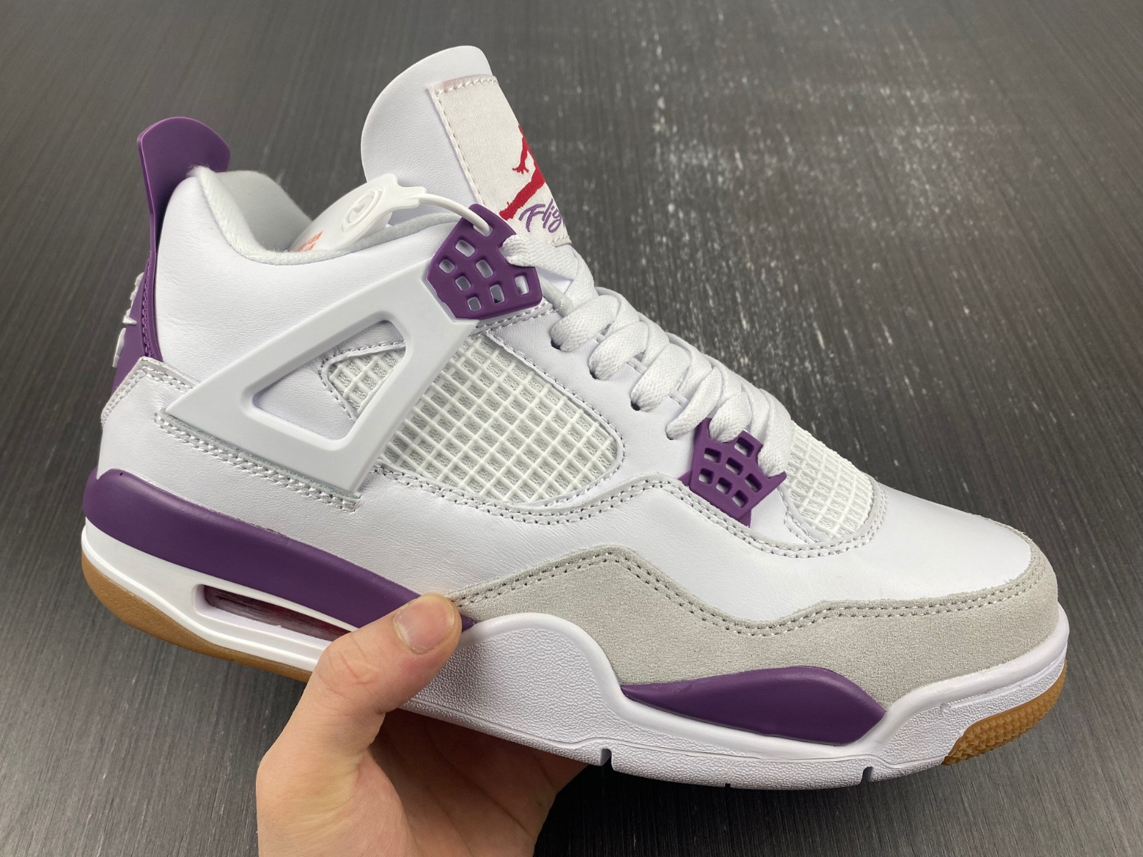 NIKE SB X AIR JORDAN 4 DR5415-150