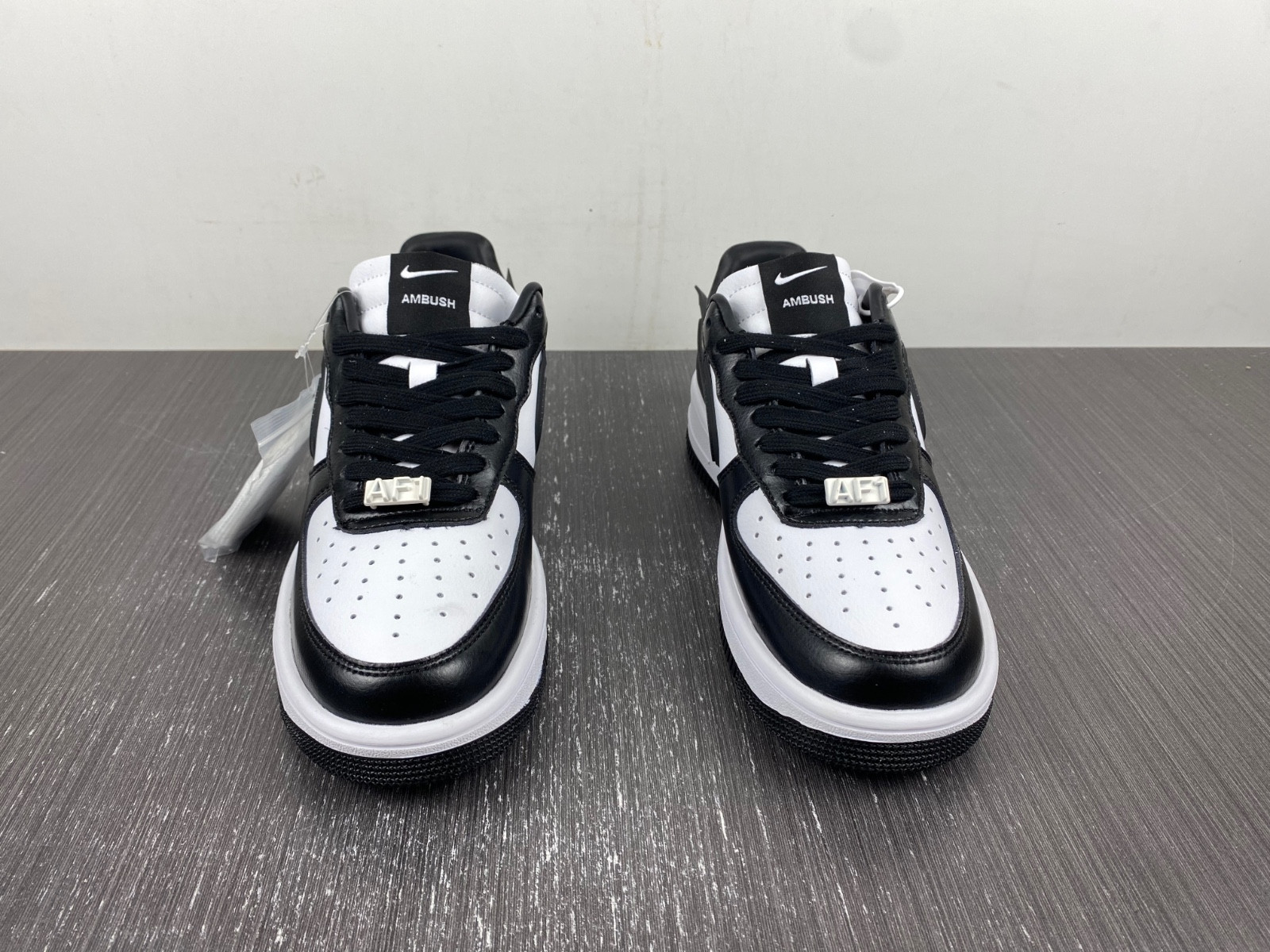 Nike x AMBUSH Air Force 1 Low Black / Phantom DV3464-007