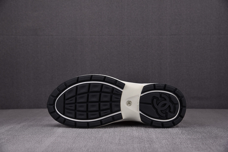 CHA_NEL SNEAKERS