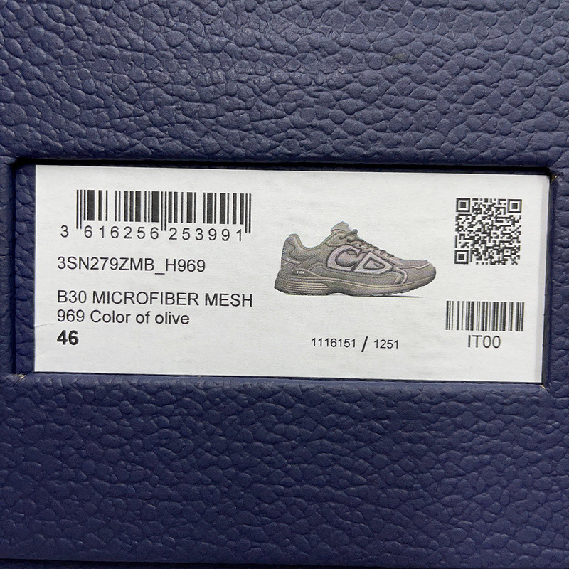DR B30 SNEAKER