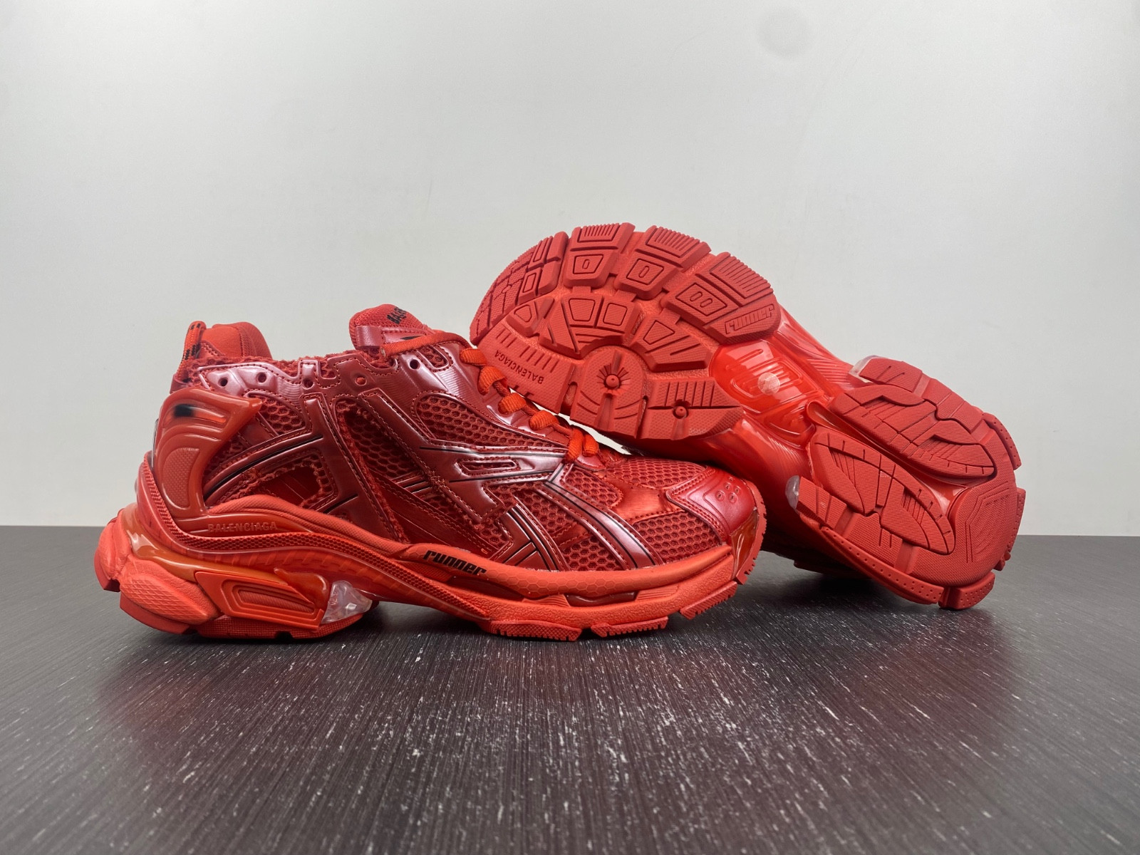 Ba*len*cia*ga runner 677403 w3rb1 6000