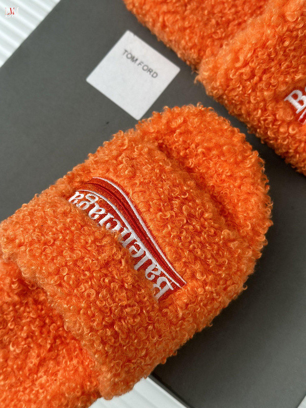 BALENCIAGA SLIDES