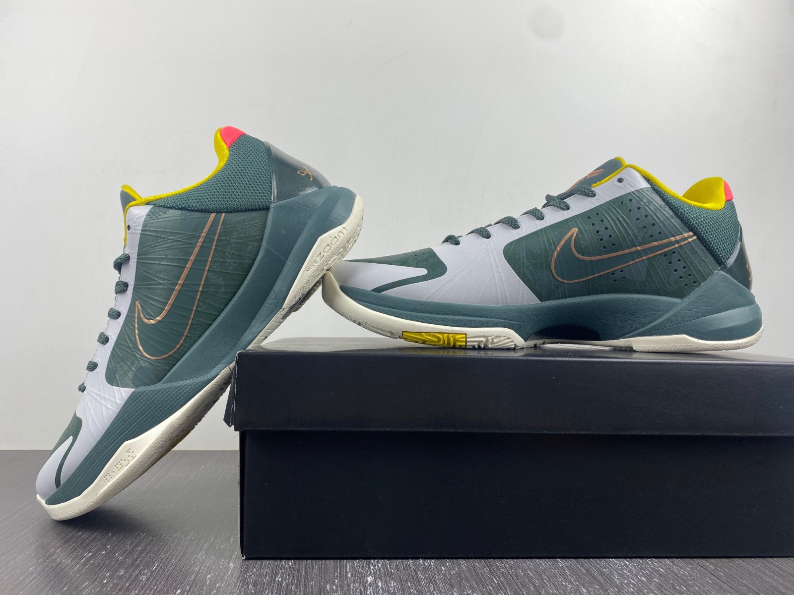 Nike Kobe 5 Protro EYBL Girls (2020) - CD4991-300