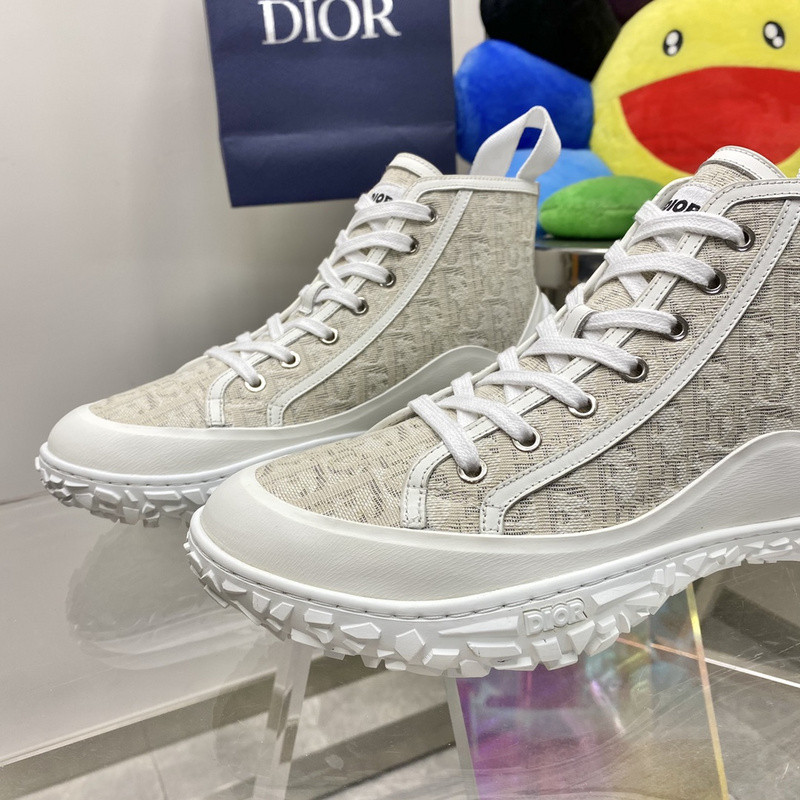 DR B28 SNEAKER