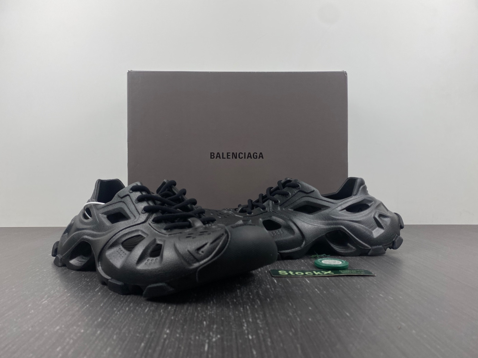 Ba*len*cia*ga blc* hd lace-up sneaker 702416w3ces1000