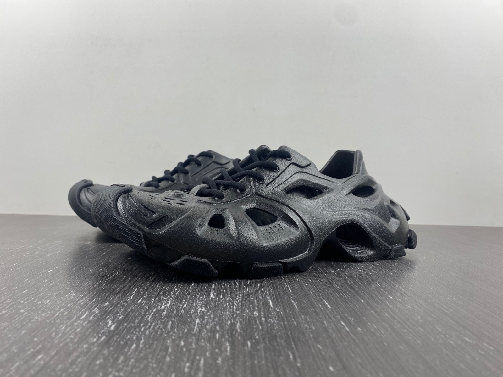 Ba*len*cia*ga blc* hd lace-up sneaker 702416w3ces1000