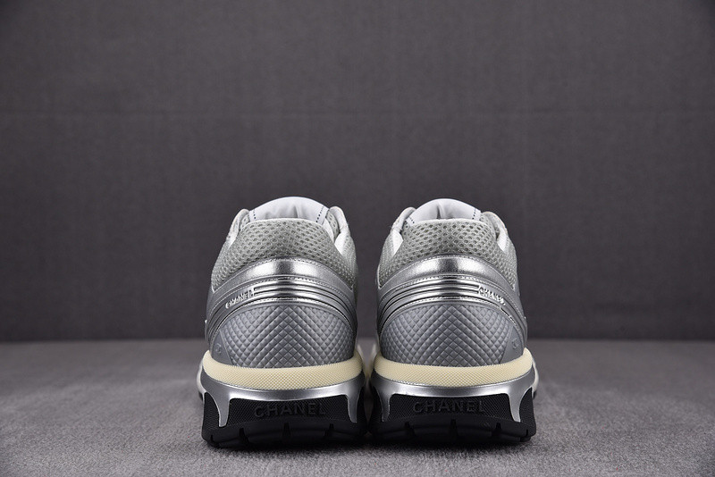 CHA_NEL SNEAKERS