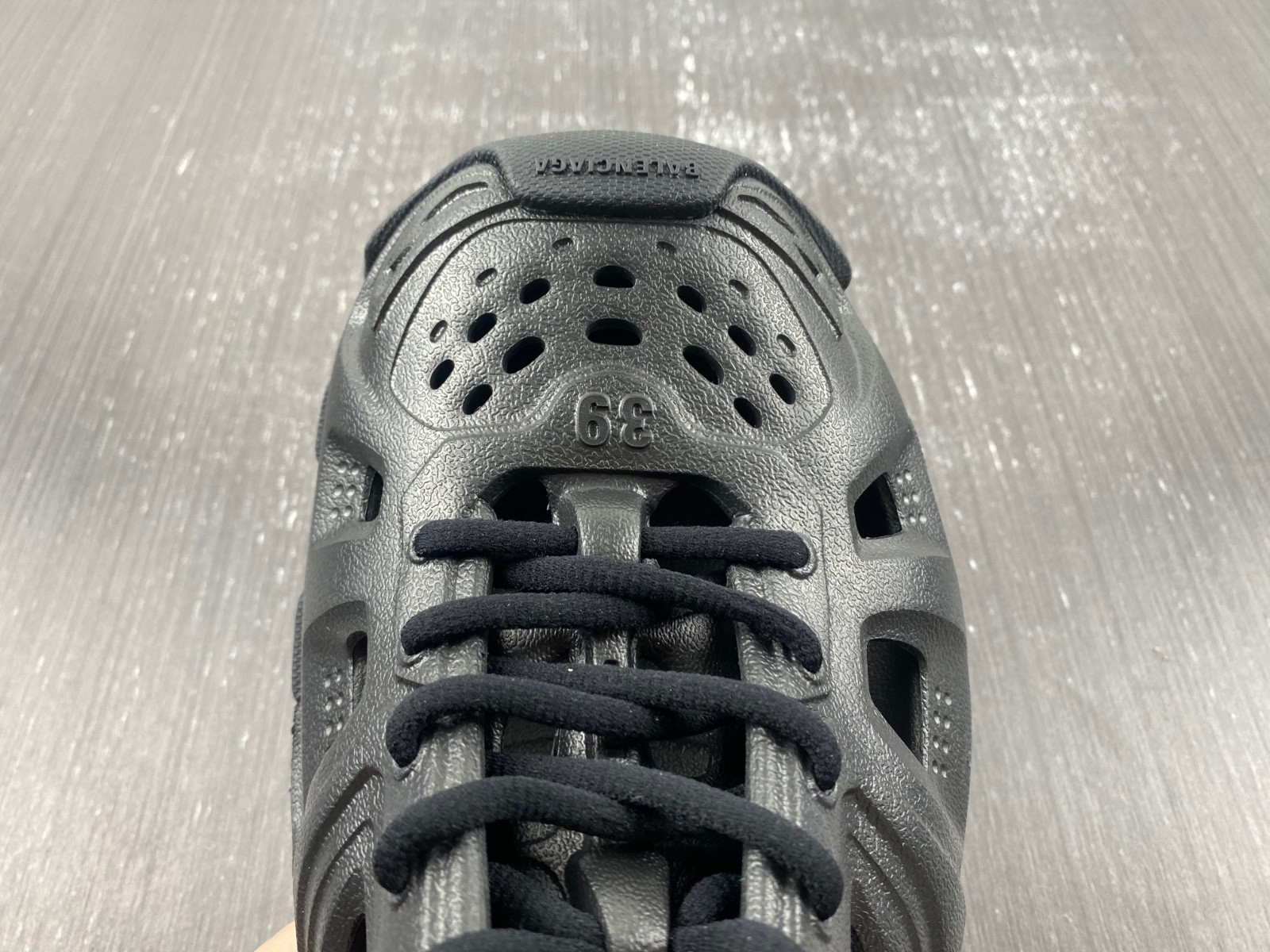Ba*len*cia*ga blc* hd lace-up sneaker 702416w3ces1000