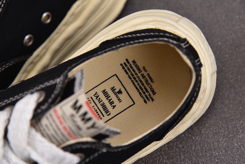 MAISON MIHARA SNEAKERS