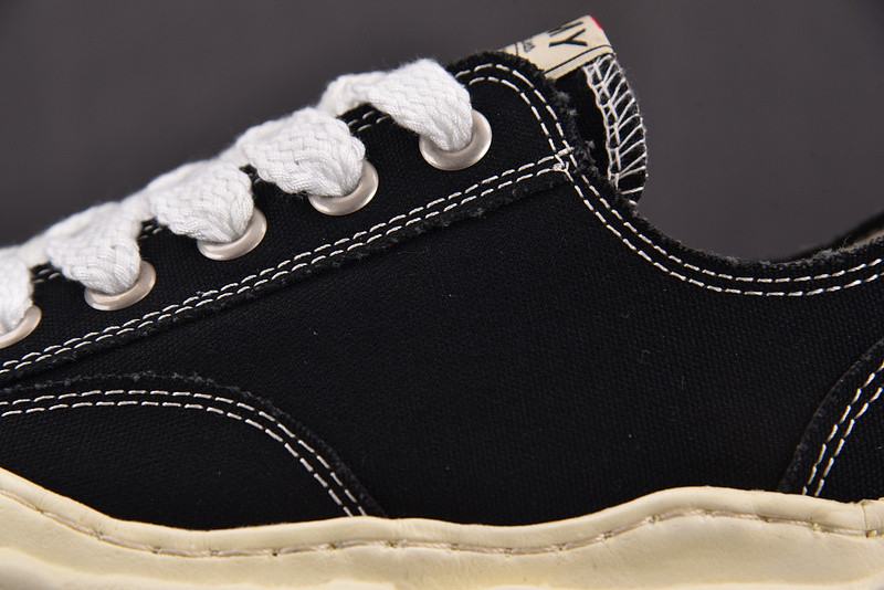MAISON MIHARA SNEAKERS