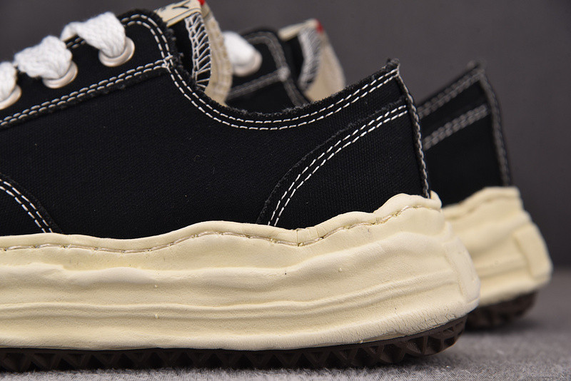 MAISON MIHARA SNEAKERS