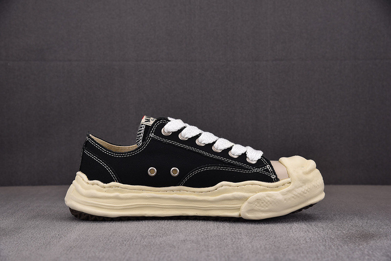 MAISON MIHARA SNEAKERS