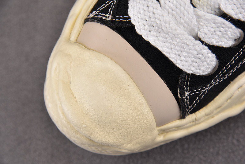 MAISON MIHARA SNEAKERS