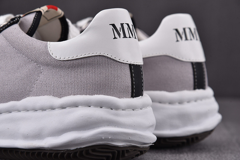 MAISON MIHARA SNEAKERS