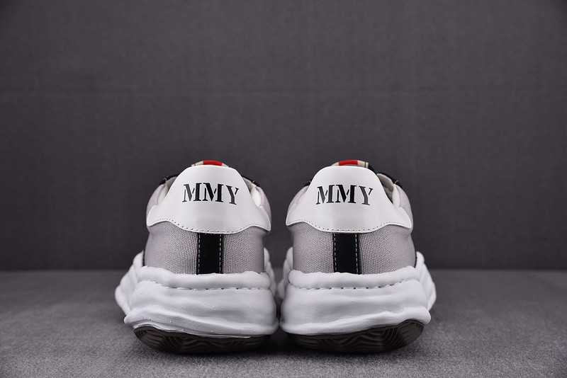 MAISON MIHARA SNEAKERS