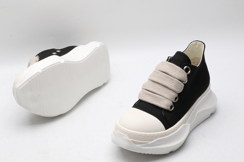 RICK 0WENS SNEAKERS