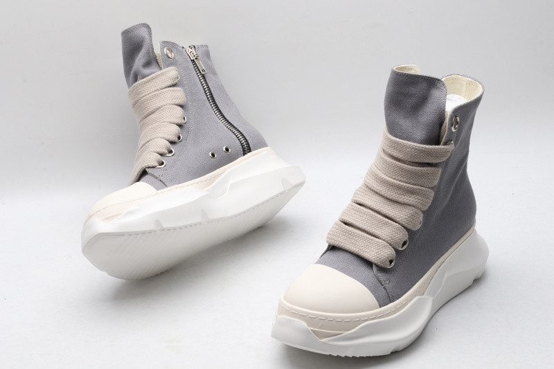 RICK 0WENS SNEAKERS