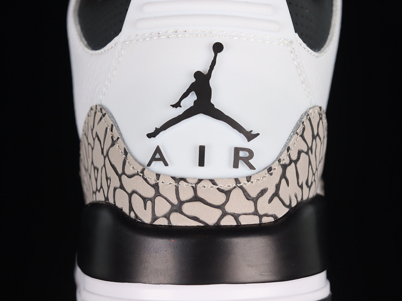 Jordan 3 Retro Infrared 23 - 136064-123