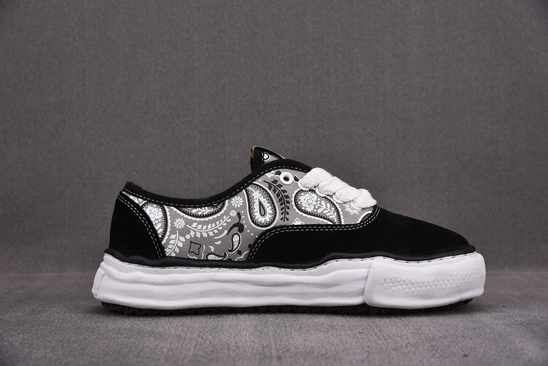 MAISON MIHARA SNEAKERS
