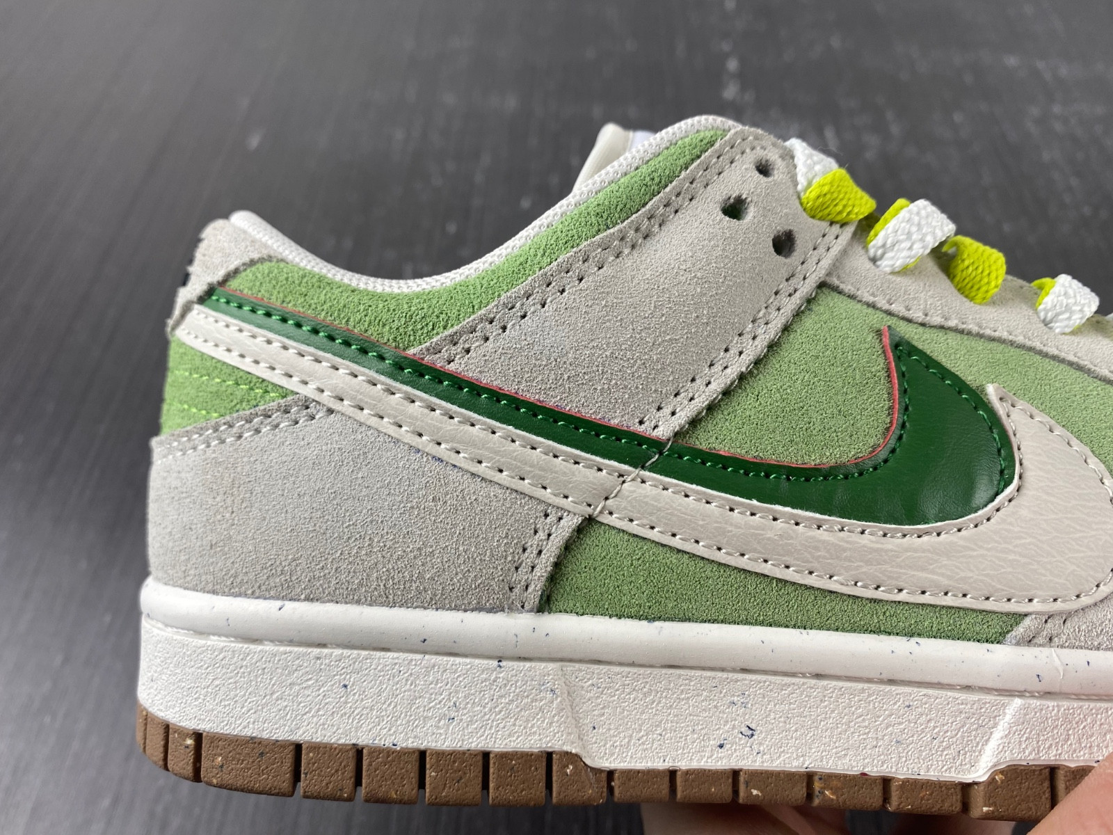 Nike Dunk Low SE 85 D09457 -100