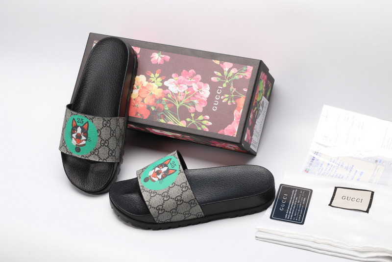 GUC LEATHER SLIDE