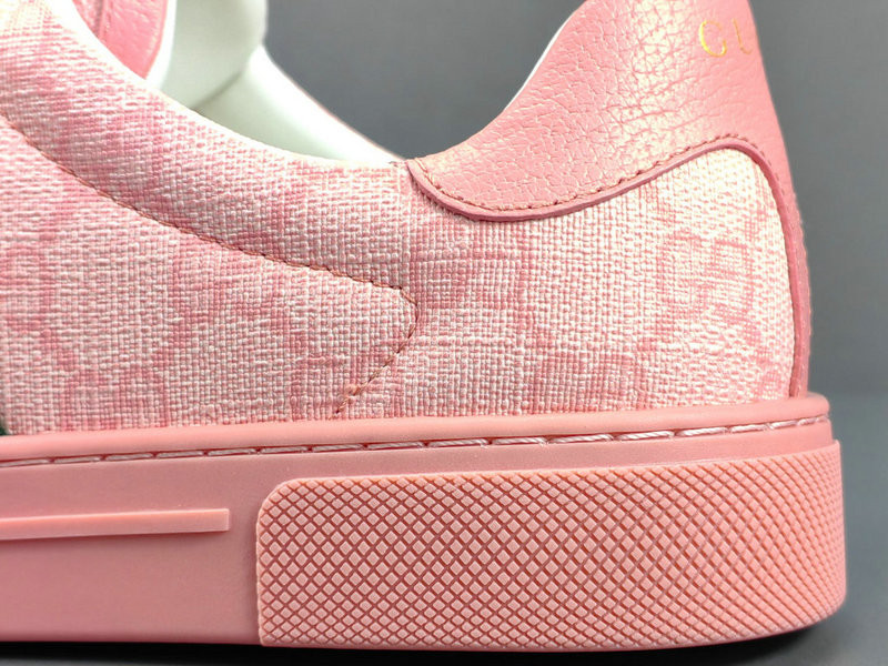 GUCCI ACE SNEAKERS