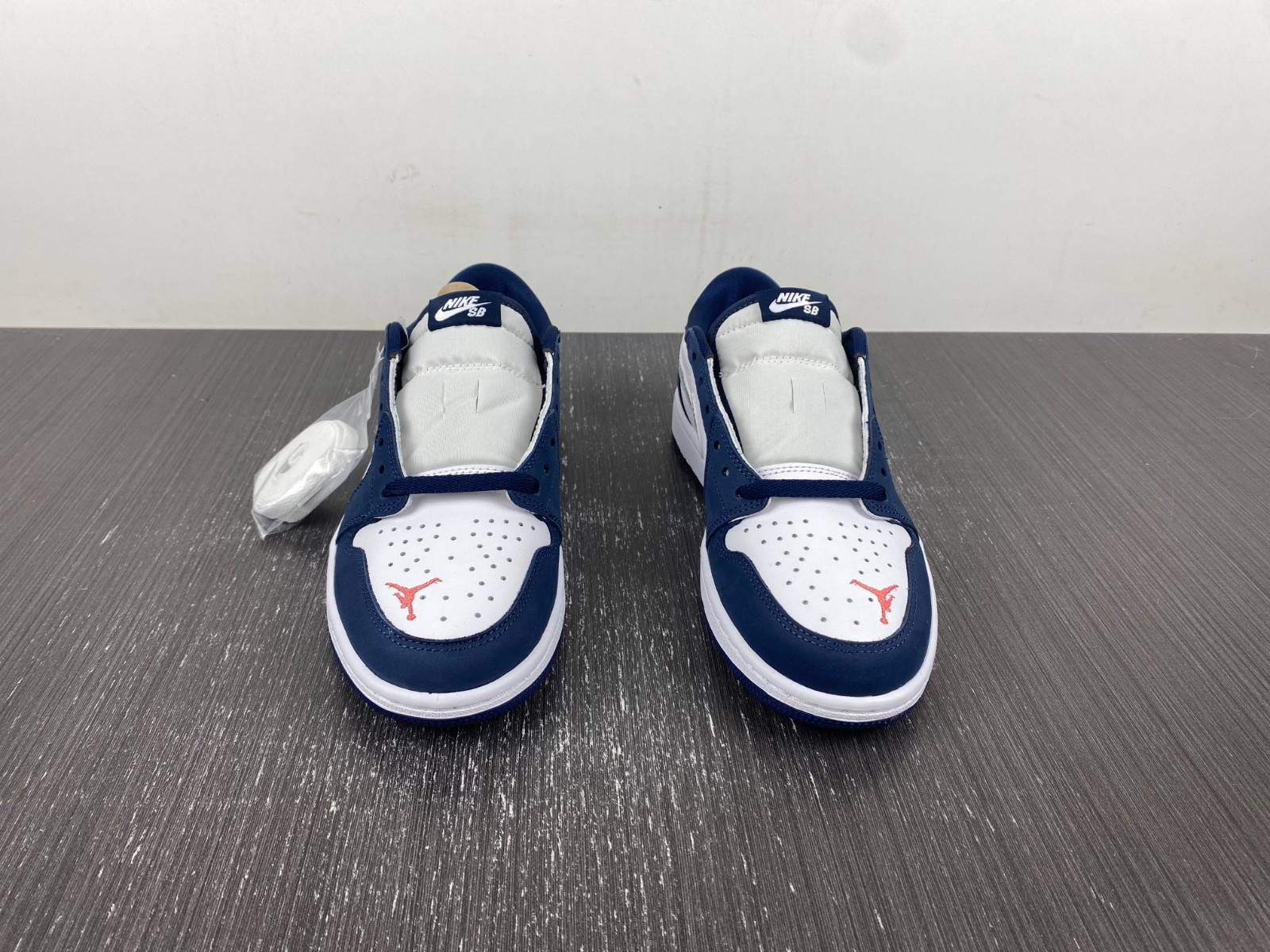 AIR JORDAN 1 LOW "Eric Koston - Midnight Navy" CJ7891 400