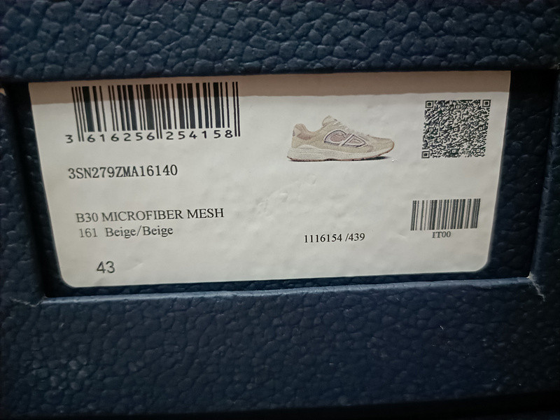 DR B30 SNEAKER