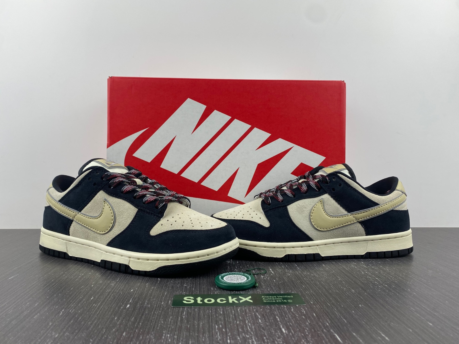 NIKE DUNK LOW “NAVY SUEDE” DV3054-001