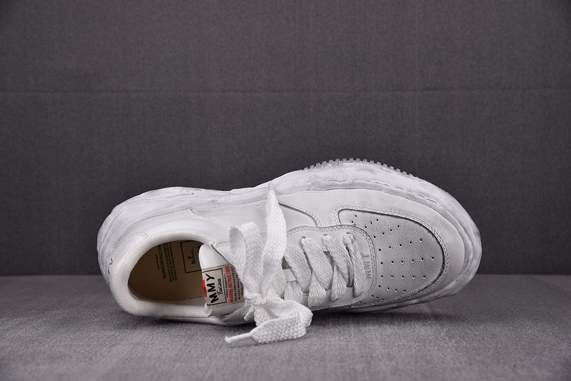 MAISON MIHARA SNEAKERS